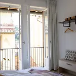 Bob W Ponte Vecchio Apartment